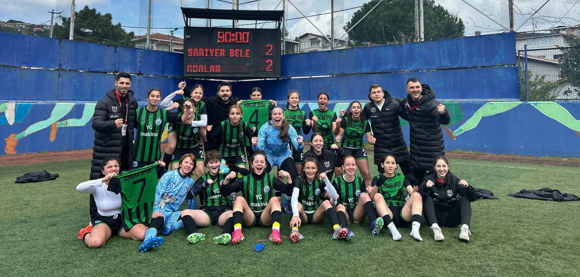 Tarihe Geçen Başarı